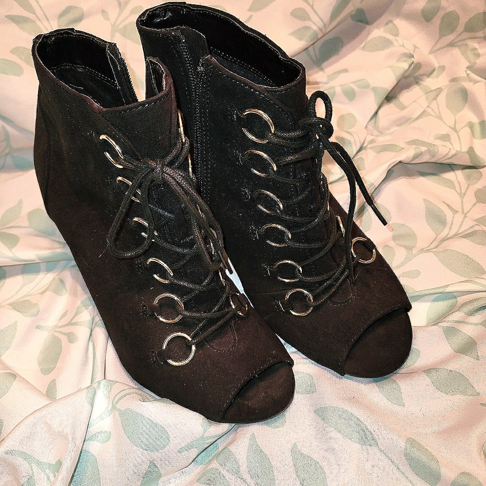Women's booties